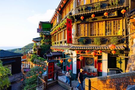 Yehliu, Golden Waterfall, Jiufen, Shifen Day Tour 
