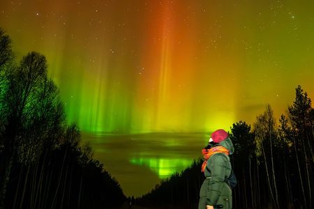 Rovaniemi: Northern Lights Hunting and Photography Tour