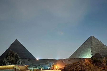 Explore pyramid half day tour