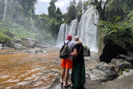 Siem Reap: Kulen Waterfall, Banteay Srei, and Beng Mealea Tour