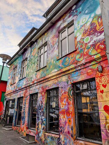  Street Art Walking Tour in Reykjavik
