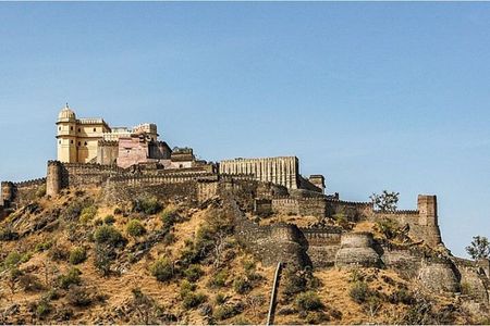 Kumbhalgarh and Ranakpur 1 Day Tour from Udaipur