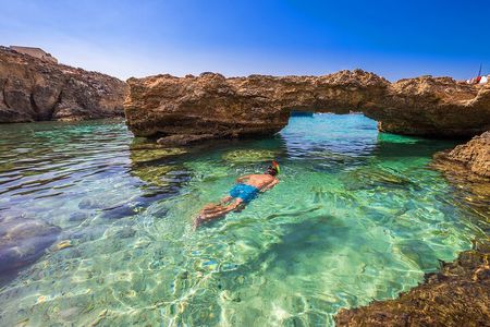 Comino: Blue Lagoon, Crystal Lagoon, Gozo, Sea Caves Cruise