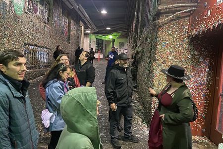 Haunted Seattle Booze and Boos Ghost Walking Tour