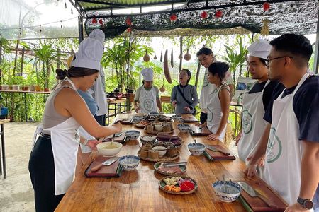 Hoi An Vespa Tour: Hoi An Rural Life & Cooking Class
