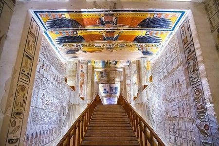 Private Guided Tour to Valley of the Kings