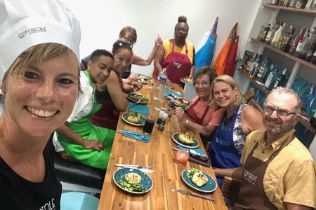 Caribbean Sip'n'Cook Cooking Class in Sint Maarten