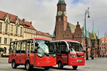 Wroclaw tour with e-bus, 2 h (English guide) group 1-4 people.