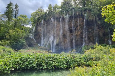 Rastoke and Plitvice Lakes Guided Day Tour from Zagreb