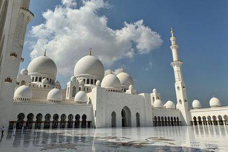 FulDay Private Tour Throughout AbuDhabi with Grand Mosque Visit 