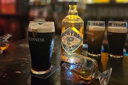 Dublin Traditional Pub Crawl with Local Guide, Hidden Pubs