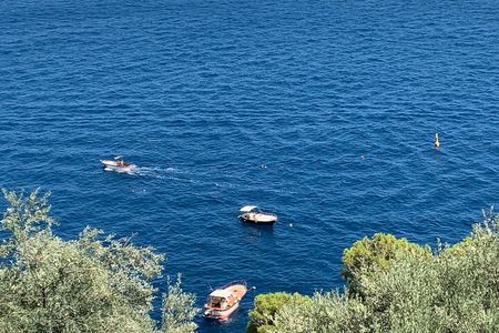 Amalfi Coast Shared Tour from Naples: Positano, Amalfi & Sorrento