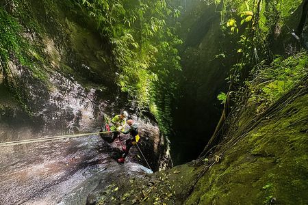 Canyoning Bali, Aling Canyon (Adventure, discovery, nature)
