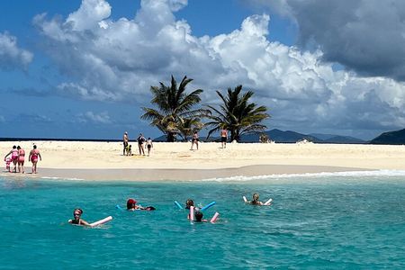 Private Power Catamaran. Secluded Beaches, Snorkeling, Turtles for Full/Half Day