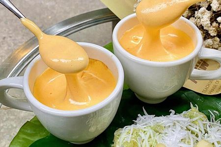 Hanoi Street Food Tour with Small Group