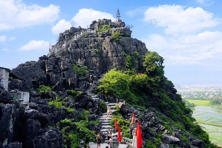 Hoa Lu, Trang An, Mua Cave Full Day Tour from Hanoi 