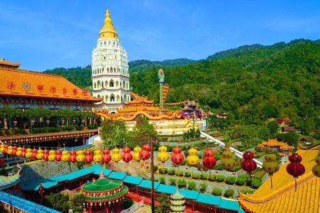 Penang Kek Lok Si Temple and Guided Tour with Fast Lane ticket