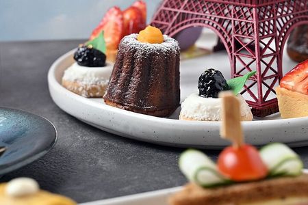 Landmark Hotel Bangkok: Classic Afternoon Tea