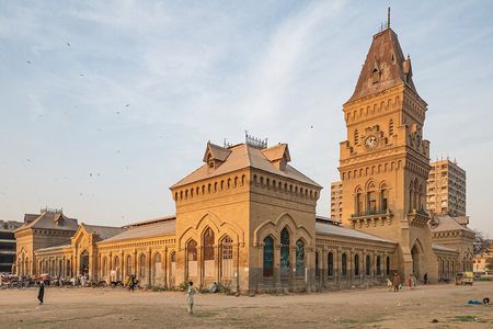Karachi Private City Tour