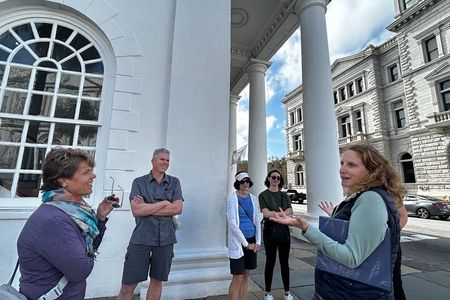 Charleston Gardens & Architecture 2 Hour Small Group Walking Tour