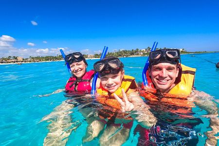 Akumal turtles sanctuary and go pro photos 