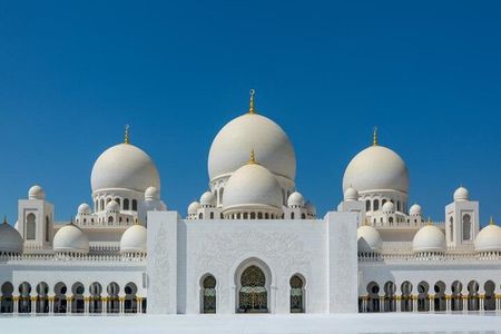Abu Dhabi Grand Mosque and Louvre Private Tour from Dubai