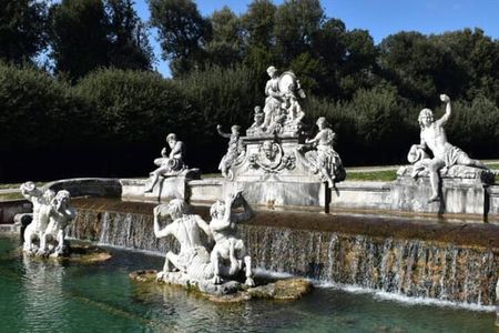 Guided tour of the Royal Palace of Caserta with train option