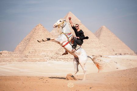 Pyramids of Giza Photoshoot & Tour with Camel, Horse & Shopping