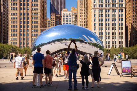 Chicago in a Day: Food, History & Architecture Walking Tour