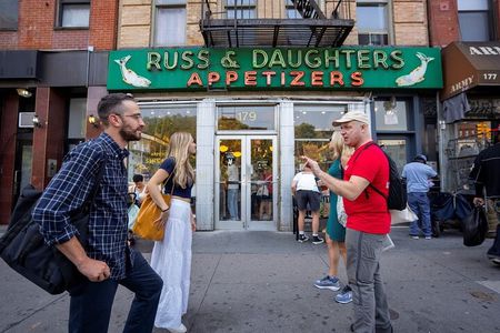 Lower East Side Food Tour: Iconic Eats & the American Dream