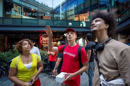 Brooklyn Bridge & DUMBO Food Tour: Local Eats & Iconic Views