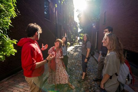 Boston's History & Highlights - A Scenic Walk Through Time