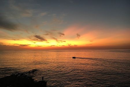 Magic Sunset Cruise in Malta