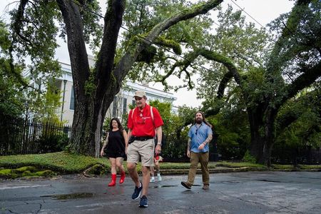 New Orleans Garden District Walking Tour 