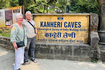 Kanheri Caves and Global Pagoda Temple Guided Tour with Transport