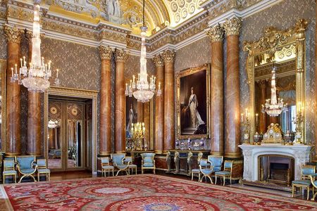 Buckingham Palace & Crown Jewels of London Tour with River Cruise