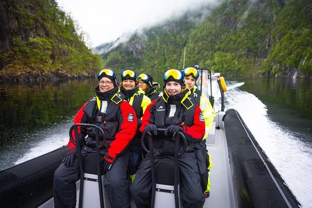 Scenic RIB adventure to Hardangerfjord & Fyksesund from Øystese