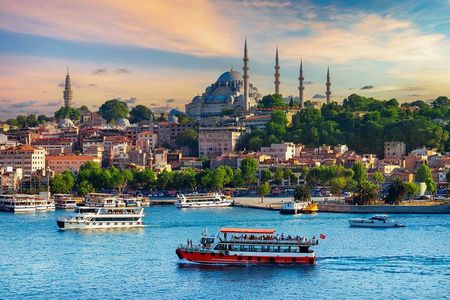 Istanbul Revealed: Historic Pathways & Bosphorus Serenity
