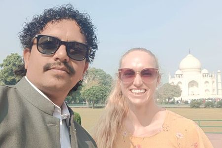 2 Days Taj Mahal & Agra City Tour from Delhi by Train