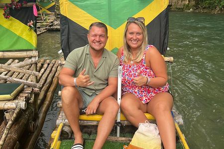 Bamboo Rafting & Limestone Foot Massage on the River