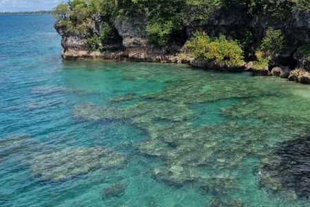 Snorkeling at Top Rock with Yumi Tours