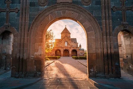 Private Tour: Garni Temple, Geghard Monastery, Holy Echmiadzin, Zvartnots Temple