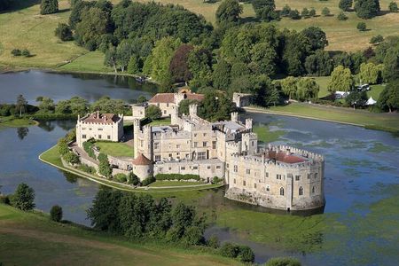 Private Leeds Castle, Canterbury and Dover Castle Tour