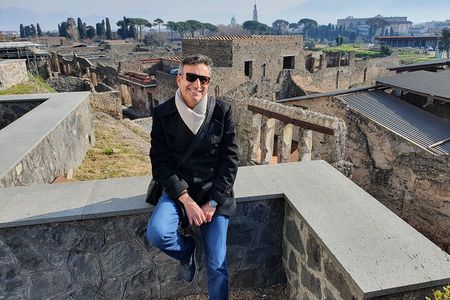 Pompeii private tour with an Official Guide