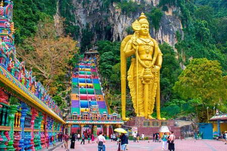 Kuala Lumpur Batu Caves Temple tour with Breakfast and Lunch