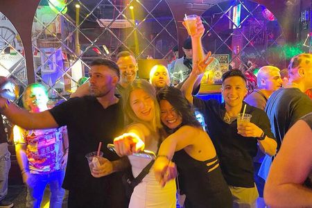 Hanoi Bar-Pub Experience Nightlife With Local Expert