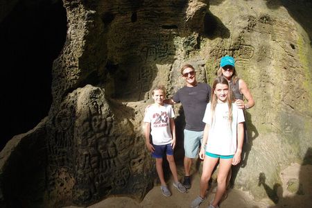 San Juan: Explore Cueva del Indio & La Poza del Obispo Beach