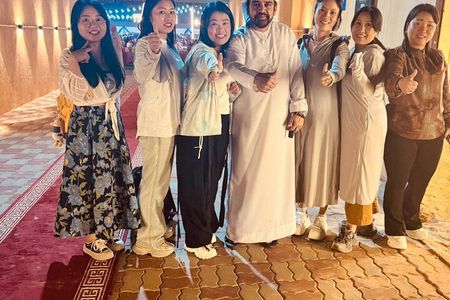 Dubai Desert Safari:BBQ Dinner, Dune Bashing & Live Entertainment