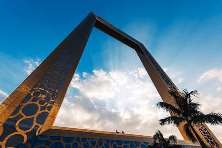 Dubai Frame , Aya Universe and Museum of Illusion Tour