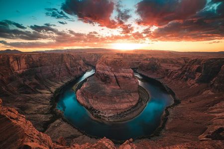 Under the Sky of the Great West Antelope Canyon and Horseshoe Bend